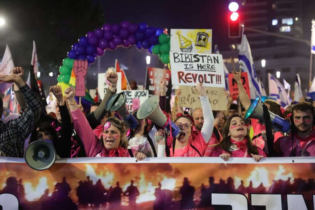 "יש בינינו ברית עמוקה". מפגינים נגד תיקון מערכת המשפט קוראים למרד. | איי.פי.איי