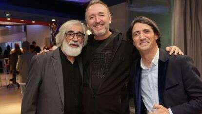 אריק משעלי, שלום אסייג וחיים בוזגלו בפרמיירה של הסדרה. | רפי דלויה