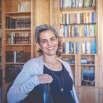 ענת מופקדי, מנכ"לית ארגון אנו, יזמת ודירקטורית בחברות ציבוריות וארגונים חברתיים. | יונתן זינדל, פלאש 90 ענת מופקדי, מנכ"לית ארגון אנו, יזמת ודירקטורית בחברות ציבוריות וארגונים חברתיים. | יונתן זינדל, פלאש 90