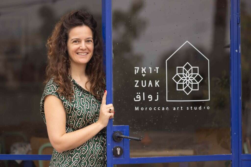 הדסה יצחק–שרת. | יוסי אלוני