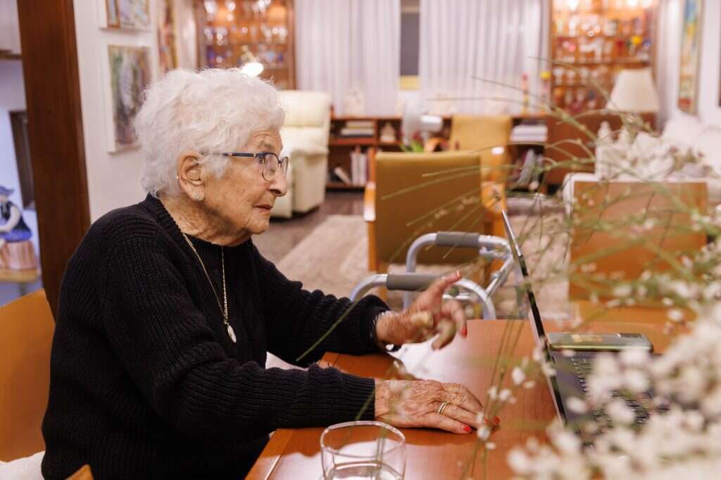 רחל לבני, מושב הזורעים. | ברוך גרינברג