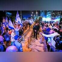 המפגש בין המחנות היה נפיץ, אך בינתיים צלחנו אותו. הפגנה בבני ברק לפני שבוע. | אבשלום ששוני, פלאש 90