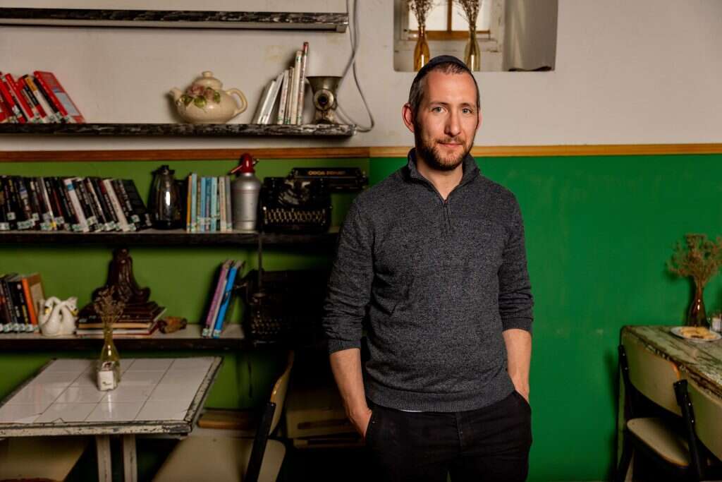 אפרים גרינבלט. | נעמה שטרן