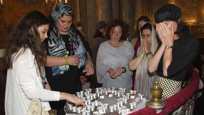 "חלק מהמשתתפות מדליקות נרות שבת ב'בראשית' לראשונה בחייהן". | באדיבות: ה־ Jcc רומניה