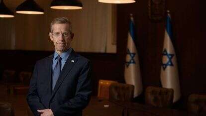 יוסי פוקס. | שריה דיאמנט יוסי פוקס. | שריה דיאמנט