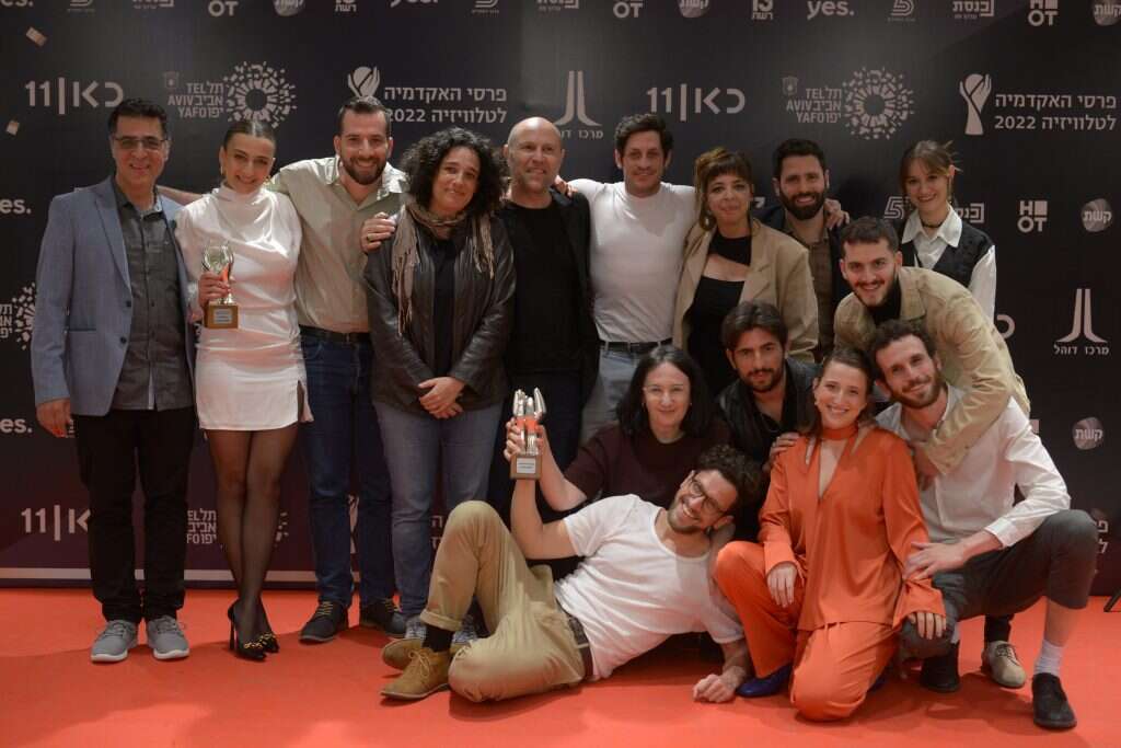 קאסט המפקדת. | האקדמיה לקולנוע לטלוויזיה - ליאור חורש ועידו אלקסלסי