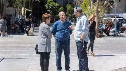 דעת קהל. בית החולים לניאדו. | יוסי אלוני