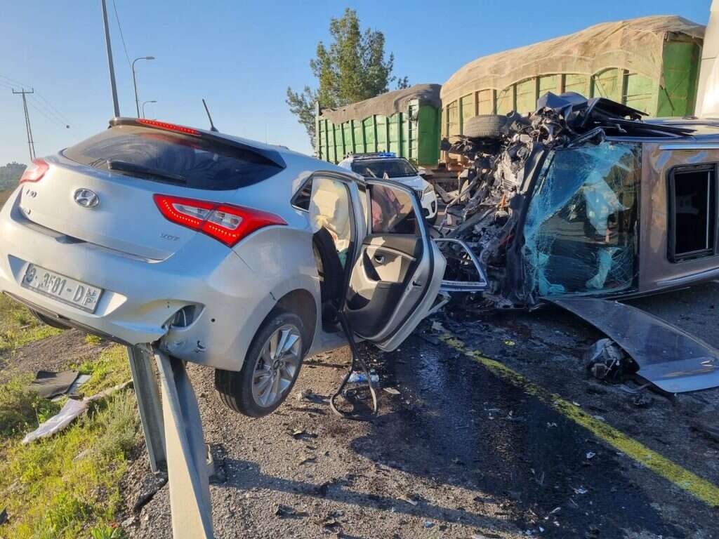 הרכב החדש הציל את עדית. זירת התאונה. | באדיבות ביטחון בנימין