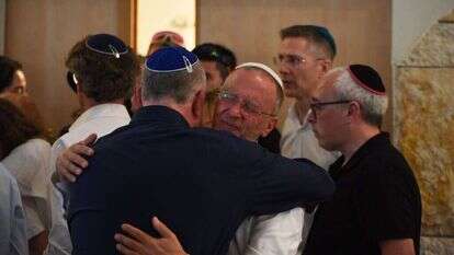 אביהן של האחיות די ז"ל. | יואב דודקביץ/TPS