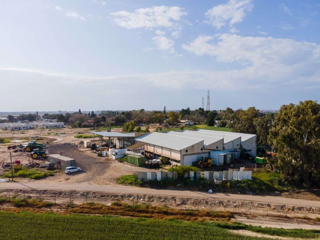 נחל עוז. | לירון מולדובן