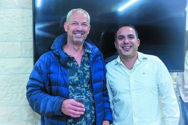 אבי ואודי. | יוסי אלוני אבי ואודי. | יוסי אלוני