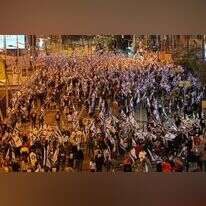 מוחים נגד הרפורמה המשפטית בתל אביב. | AFP