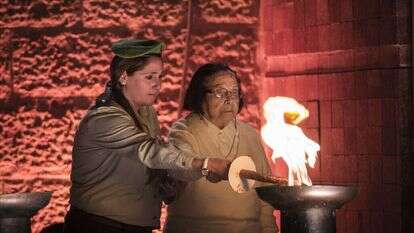 הדלקת משואה בעצרת יום הזיכרון לשואה 2016. | הדס פרוש/פלאש 90 הדלקת משואה בעצרת יום הזיכרון לשואה 2016. | הדס פרוש/פלאש 90