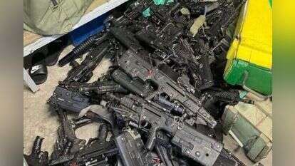 הנשקים שהפקירו חיילי הפלוגה, | מסך מאינסטגרם הנשקים שהפקירו חיילי הפלוגה, | מסך מאינסטגרם