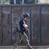 כוחות משטרה סורקים אחר מחבל בשכונת שמעון הצדיק בירושלים, אילוסטרציה. | דוברות המשטרה