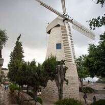 טחנת הקמח במשכנות שאננים. | Zack Wajsgras Flash90