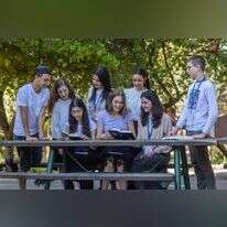 בליל של שפות, אבל התקשורת נשמרת. משתתפי מחנה הלימוד לחידון התנ"ך. | יוסי אלוני