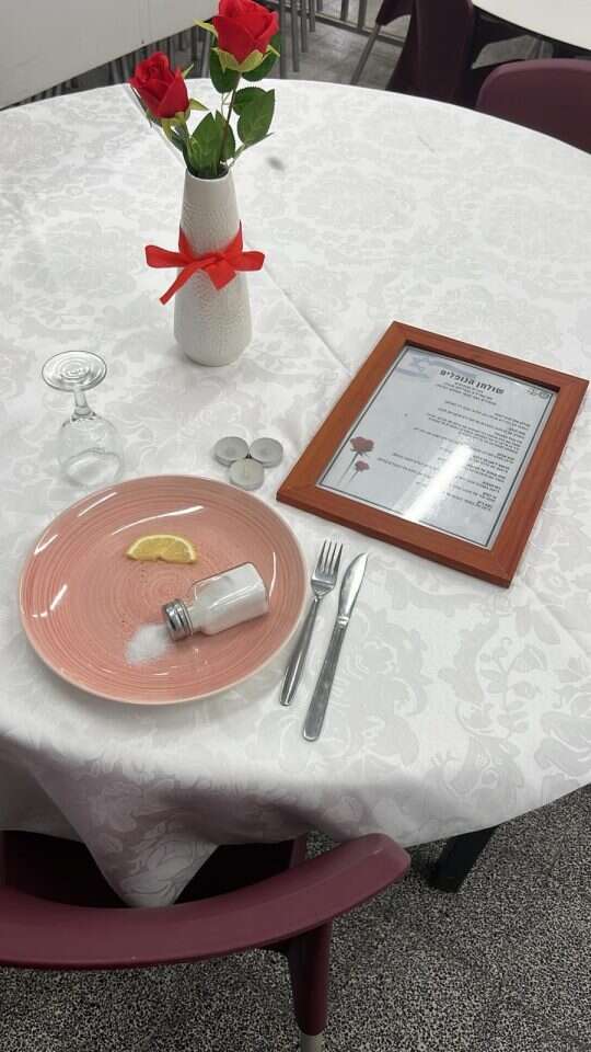 שולחן לנופל. | דובר צה"ל