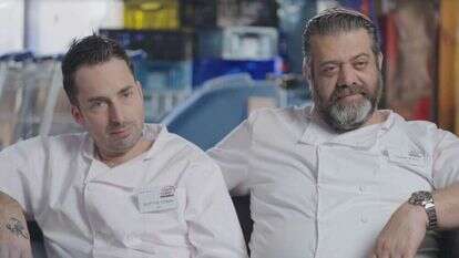 ניסים ואנטולי מקופה ראשית. | באדיבות כאן 11