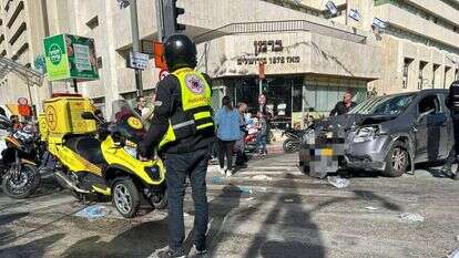 זירת פיגוע הדריסה בירושלים. | תיעוד מבצעי מד"א