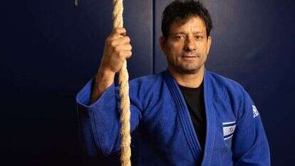 אורן סמדג'ה. | אבישג שאר-ישוב