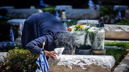 יונתן זינדל, פלאש 90