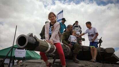 ביקור בבסיסי צה"ל. | גרשון אלינסון/פלאש 90