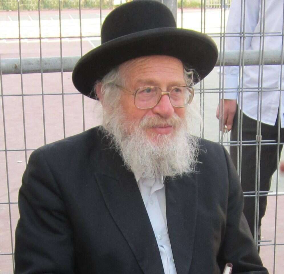 הרב יואל שוורץ. | יגילו במלכם, מתוך ויקפדיה