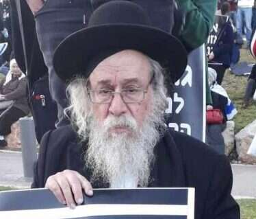 הרב יצחק ברנד. | באדיבות המצלם