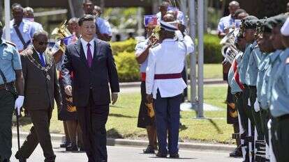 נשיא סין, שי ג'ינפינג, בביקורו בפפואה־גינאה החדשה ב־2018. | איי.פי
