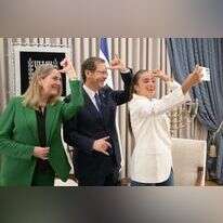 קירל והנשיא הרצוג. | עמוס בן גרשום/ לע"מ