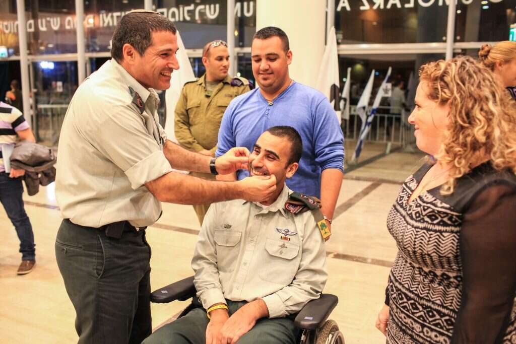 דוד זיני בערב הוקרה למפקדי צה"ל שלחמו בצוק איתן. | אבישג שאר ישוב