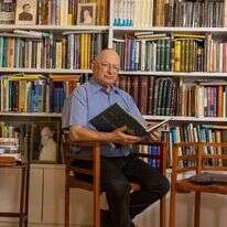 ד"ר יואל רפל, חוקר בכיר במכון לחקר השואה ויועץ המכון לחקר הציונות הדתית באוניברסיטת בר־אילן, מייסד ומנהל ארכיון אלי ויזל באוניברסיטת בוסטון. | יוסי אלוני ד"ר יואל רפל, חוקר בכיר במכון לחקר השואה ויועץ המכון לחקר הציונות הדתית באוניברסיטת בר־אילן, מייסד ומנהל ארכיון אלי ויזל באוניברסיטת בוסטון. | יוסי אלוני