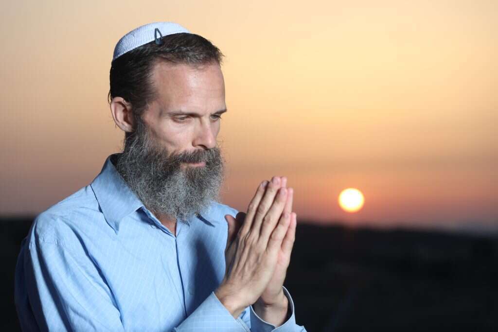 דוד וייס. | מרים צחי