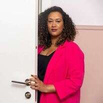 טלי סמני. | יוסי אלוני