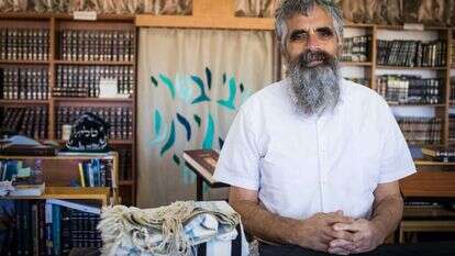 הרפואה המתקדמת מציפה שאלות שלא היו קיימות בעבר. הרב יובל שרלו. | אריק סולטן