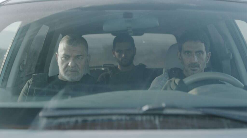 עוול גדול. "השוטרים". | מסך, קשת 12