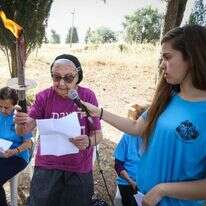 רחל דורון באירוע לציון 70 שנה למשואות־יצחק, 2016. | גרשון אלינסון, פלאש 90