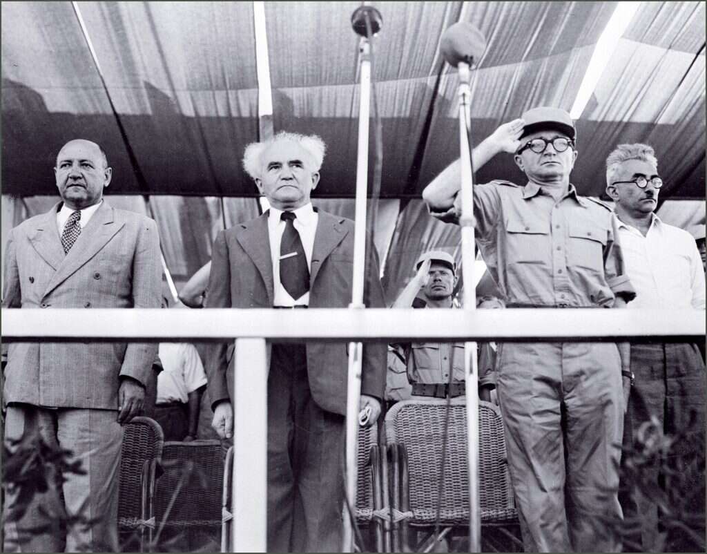 יעקב דורי, דוד בן גוריון ואליעזר קפלן. קרדיט | AFP/INTERCONTINENTALE