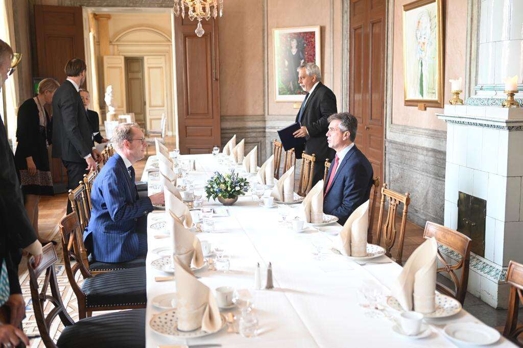 שר החוץ אלי כהן ומקבילו השוודי טוביאס בילסטרום. | MAG, שגרירות ישראל בשוודיה