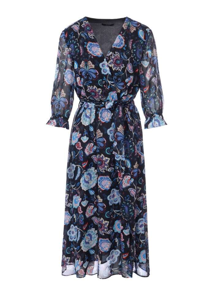 שמלה של גולברי. | ניר יפה