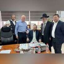 אברהם פלאי עם ראשי "הדסה". | דוברות המרכז הרפואי הדסה