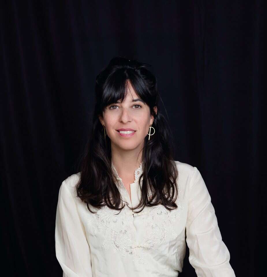 שרון דינור. | טל רביב שרון דינור. | טל רביב