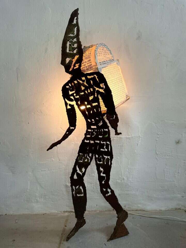 ז'אק ז'אנו, "אשרי האיש", חיתוך ברזל. | ז'אק ז'אנו ז'אק ז'אנו, "אשרי האיש", חיתוך ברזל. | ז'אק ז'אנו