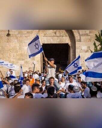 מצעד הדגלים בשער שכם, יום ירושלים תשפ"ג. | נתי שוחט, פלאש 90