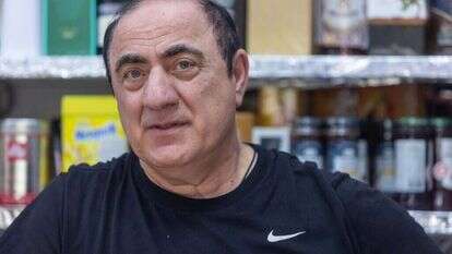 אלי. | יוסי אלוני