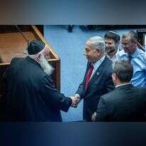 ראש הממשלה בנימין נתניהו ויו"ר יהדות התורה יצחק גולדקנופף. | יונתן זינדל, פלאש 90