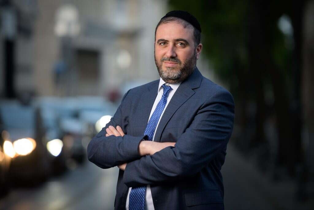 השר משה ארבל. | שריה דיאמנט