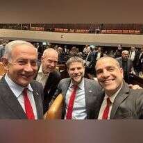 ראש הממשלה ושר האוצר חוגגים את העברת התקציב