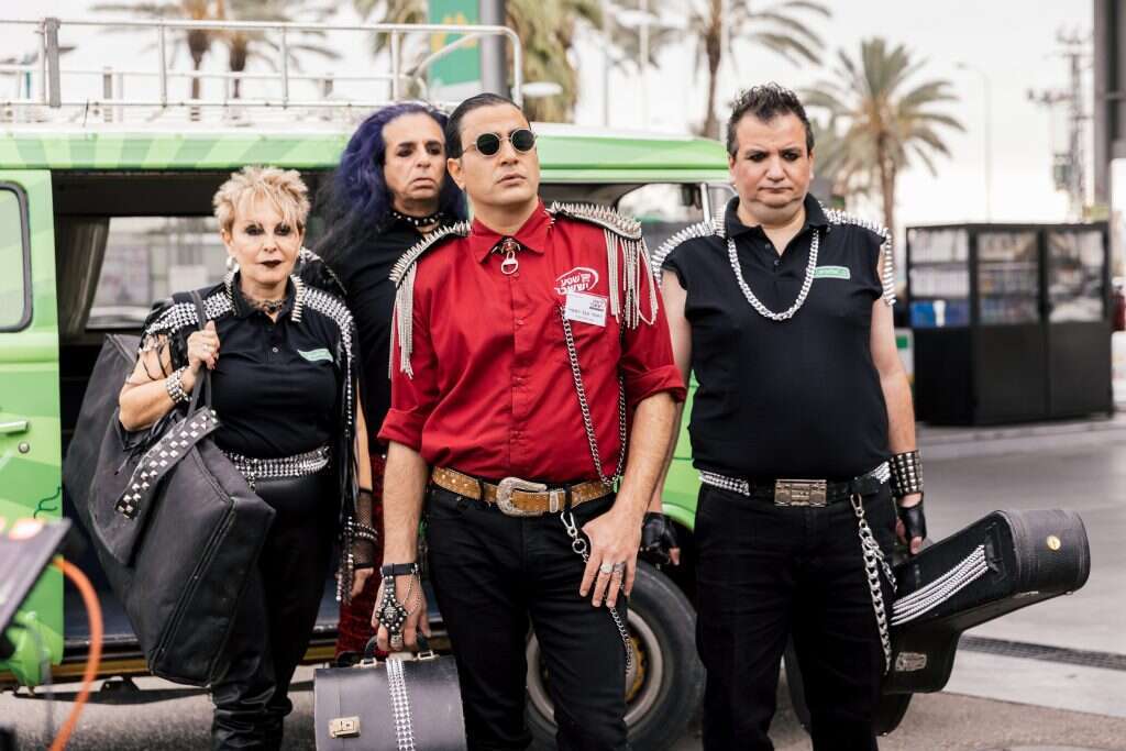 מיכה לובטון